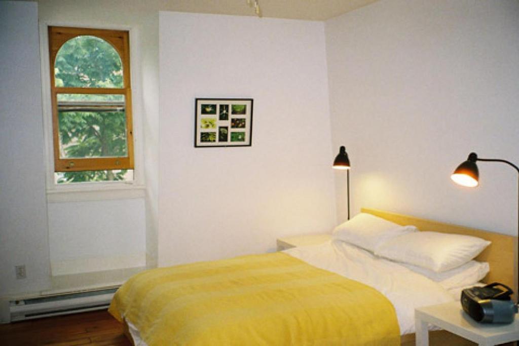 Absolute 1000 Islands Monthly Suites Gananoque Chambre photo