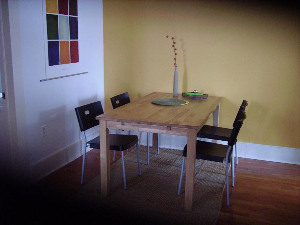 Absolute 1000 Islands Monthly Suites Gananoque Extérieur photo